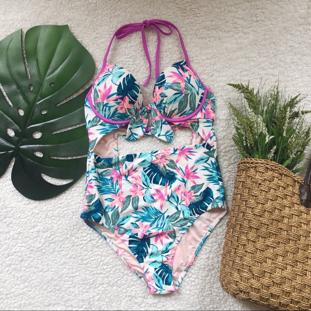 Shade & Shore Palm Leaf One Piece Swimsuit